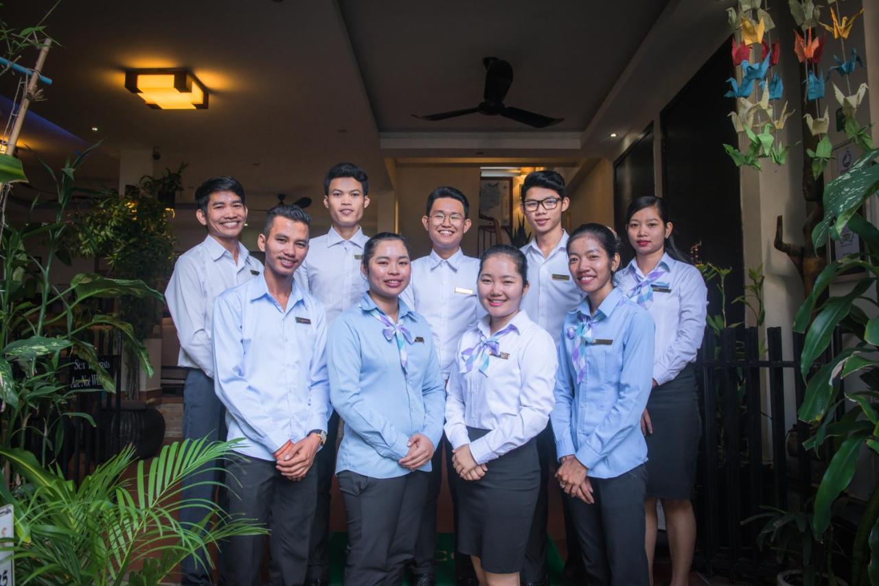 One Up - Banana Hotel Phnom Penh Exterior foto